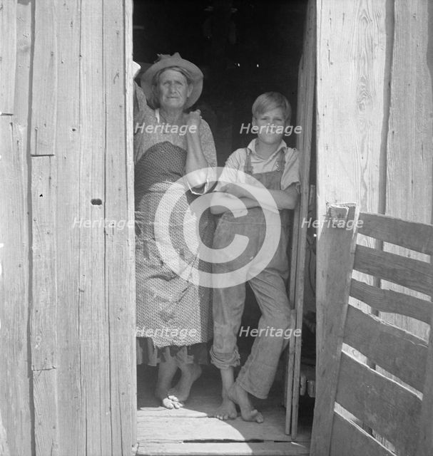 [Untitled]: Woman and boy, 1935. Creator: Dorothea Lange.