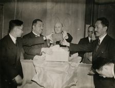 Unwrapping a bronze square Ting (cauldron), 1935. Creator: Topical Press Agency