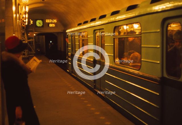 Underground Railway, Leningrad, c1970s. Artist: CM Dixon.