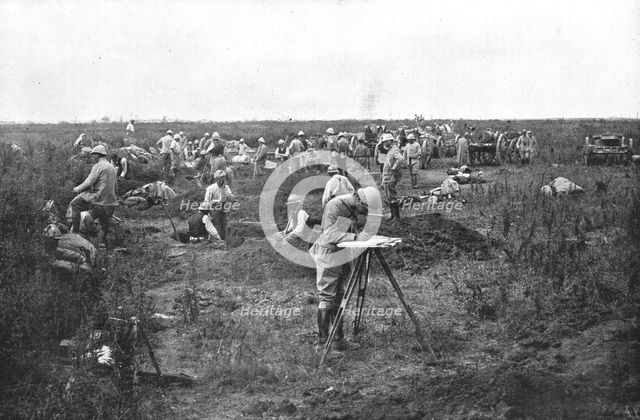 'Une Nouvelle Phase; L'avance de l'artillerie: un groupe opere sa nouvelle mise en..., 1916 (1924) Creator: Unknown.