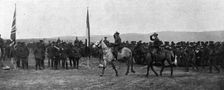 Une ceremonie militaire a Salonique; defile des troupes Britanniques devant les deux..., 1916. Creator: Unknown