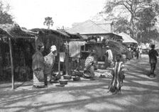 'Une rue de Mac-Carthy; L'Ouest Africain 1914. Creator: Unknown