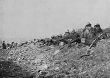 Une semaine de combats sur la rive gauche de la Meuse; 12 mars. --Nos soldats..., 1916. Creator: Unknown