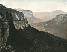 'Une vallee dans les Montagnes Bleues; Iles Africaines de la mer des Indes 1914. Creator: Unknown