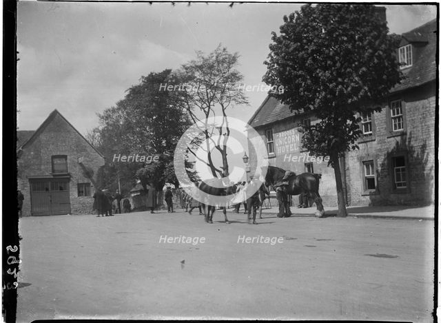 Unicorn Hotel, Sheep Street, Stow-on-the-Wold, Cotswold, Gloucestershire, 1928. Creator: Katherine Jean Macfee.
