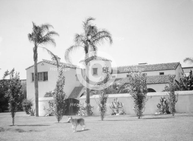Unidentified building possibly associated with Metro-Goldwyn-Meyer Corp., between 1911 and 1942. Creator: Arnold Genthe.