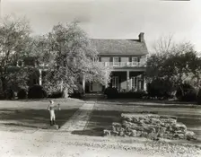 Unidentified brick house, possibly in Virginia, between 1910 and 1935. Creator: Frances Benjamin Johnston