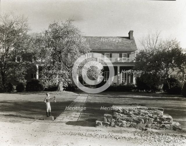 Unidentified brick house, possibly in Virginia, between 1910 and 1935. Creator: Frances Benjamin Johnston.
