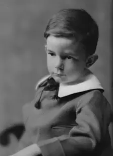 Unidentified child, portrait photograph, 1915. Creator: Arnold Genthe