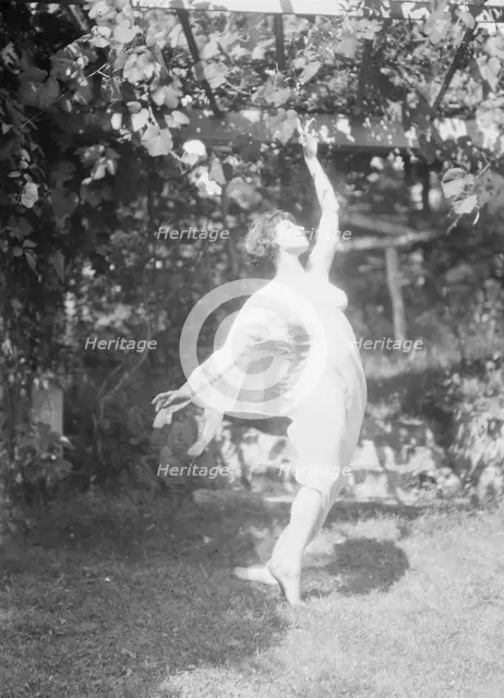 Unidentified dancer, possibly an Elizabeth Duncan dancer, between 1911 and 1942. Creator: Arnold Genthe.