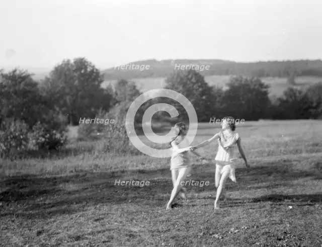 Unidentified dancers, possibly Elizabeth Duncan dancers, between 1911 and 1942. Creator: Arnold Genthe.