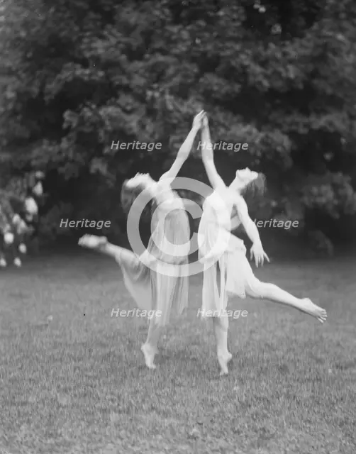 Unidentified dancers, possibly Elizabeth Duncan dancers, between 1911 and 1942. Creator: Arnold Genthe.