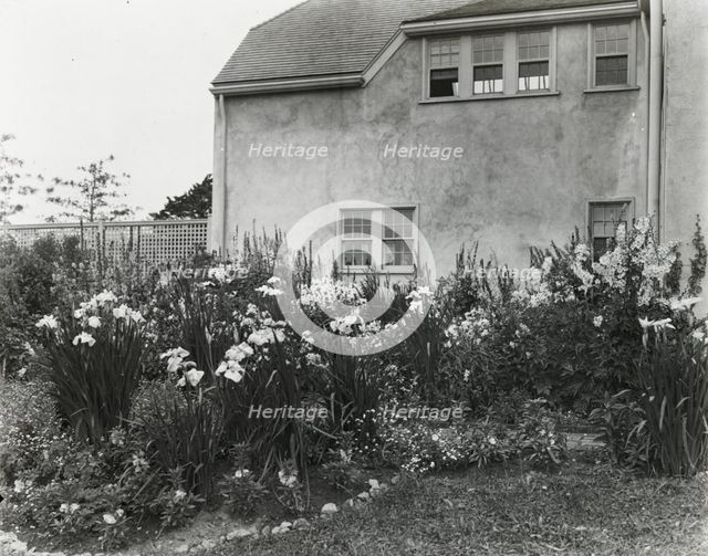 Unidentified house and garden, c1924. Creator: Frances Benjamin Johnston.