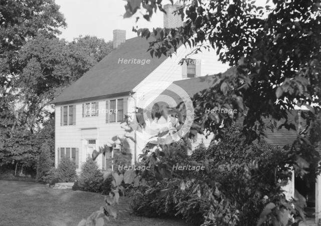 Unidentified residence, possibly the residence of Mr. B. Javits, between 1911 and 1942. Creator: Arnold Genthe.
