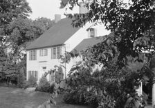 Unidentified residence, possibly the residence of Mr. B. Javits, between 1911 and 1942. Creator: Arnold Genthe