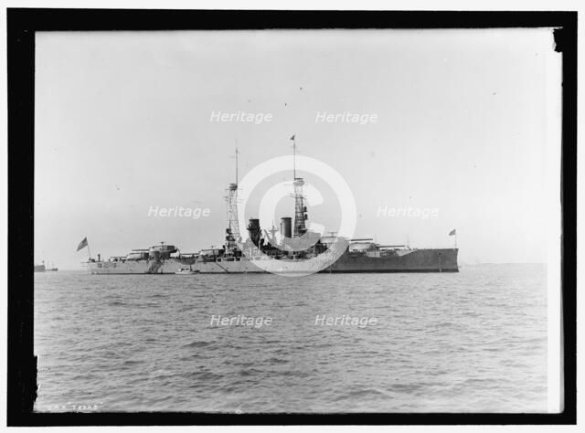 Unidentified ship, between 1910 and 1917. Creator: Harris & Ewing.