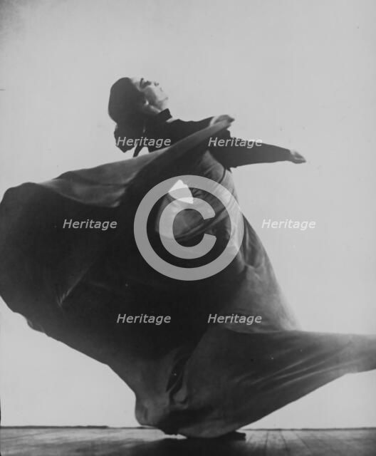Unidentified woman dancing, between 1896 and 1942. Creator: Arnold Genthe.