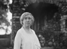 Unidentified woman, possibly Miss Viola Page, portrait photograph, 1916? Creator: Arnold Genthe