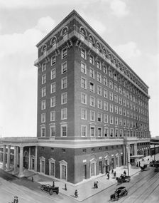 Union Depot, Norfolk, Va., c.between 1910 and 1920. Creator: Unknown
