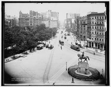 Union Square, New York, between 1890 and 1901. Creator: Unknown