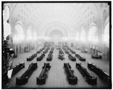 Union Station, between 1910 and 1920. Creator: Harris & Ewing