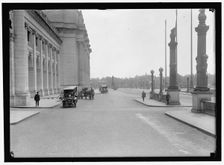 Union Station, between 1911 and 1917. Creator: Harris & Ewing