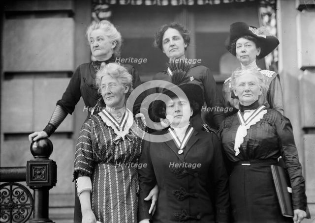 United Daughters of Confederacy - Kennedy, Mrs., Ludlow, Mrs. Drury Conway, Mckinley..., 1912. Creator: Harris & Ewing.