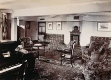 University College Hospital: a sitting room, probably for staff. Creator: Unknown
