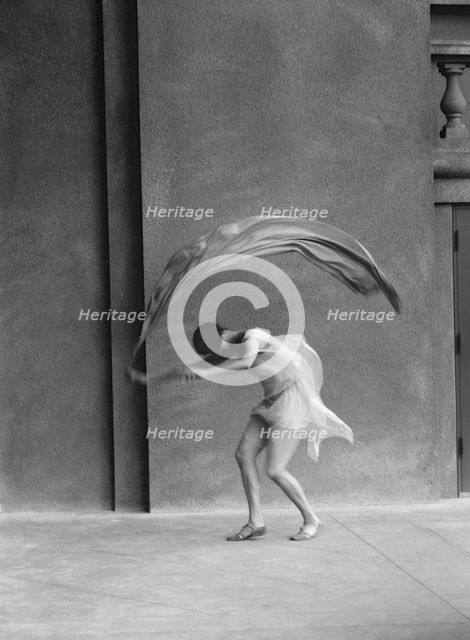 University of California at Berkeley dancers, 1927 Creator: Arnold Genthe.