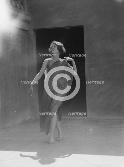 University of California at Berkeley dancers, 1927 Creator: Arnold Genthe.