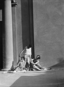 University of California at Berkeley dancers, 1927 Creator: Arnold Genthe