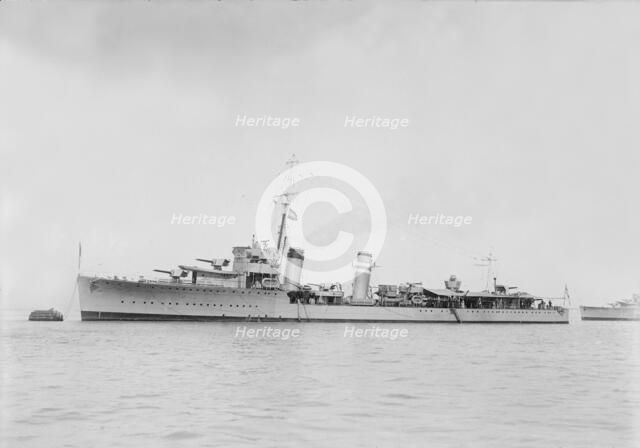 Unkown navel vessel, early 20th century. Creator: Kirk & Sons of Cowes.