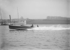 Unknown hydroplane underway, 1912. Creator: Kirk & Sons of Cowes
