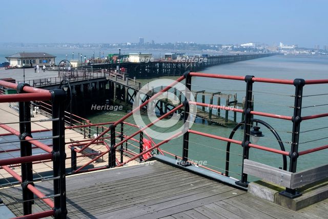 UK, Southend, Southend pier, 2009. Creator: Ethel Davies.