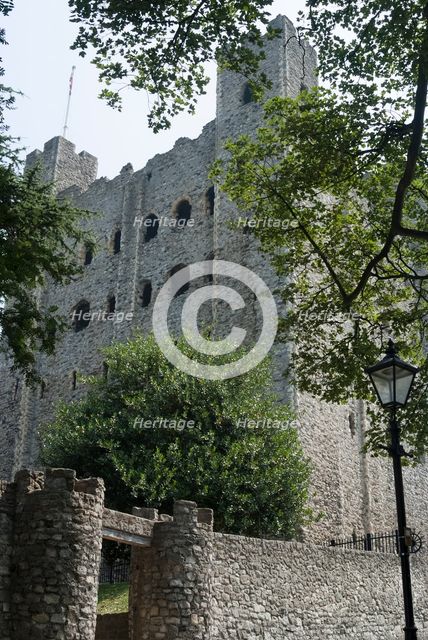 UK, Rochester, Rochester Castle, 2009. Creator: Ethel Davies.