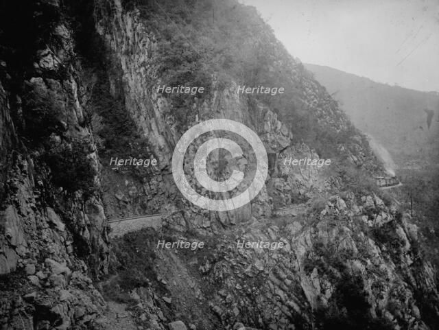 Up Temasopa [sic] Canon between the tunnels, between 1880 and 1897. Creator: William H. Jackson.