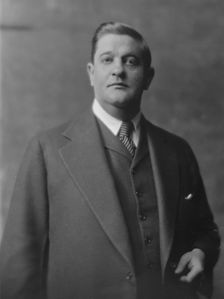 Urban, Joseph, Mr., portrait photograph, 1916 or 1917. Creator: Arnold Genthe