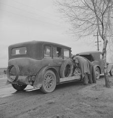 U.S. 99. Near Tulare, California , 1939. Creator: Dorothea Lange