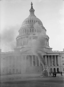 U.S. Capitol - Cleaning Exterior, 1913. Creator: Harris & Ewing