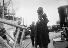 US Secretary of War Newton Diehl Baker boarding Mayflower with Allied Commission, 1917 Creator: Harris & Ewing