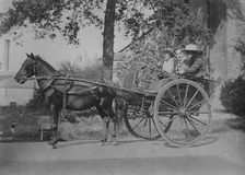 U.S. wounded in England, between c1915 and c1920. Creator: Bain News Service