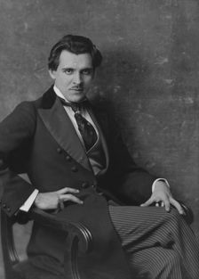 Votichenko, Sacha, Mr., portrait photograph, 1916 May 3. Creator: Arnold Genthe