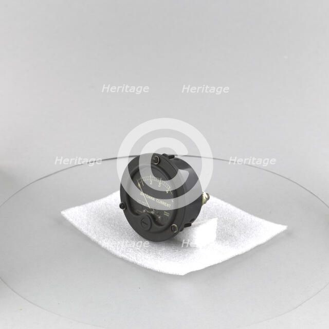 Voltmeter / Ammeter, Antenna Current, SW-52. Creator: General Electric Company.