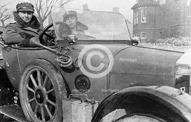 Volunteer women drivers in a Wolseley, donated towards the war effort, Cambridge, World War I, 1915. Artist: Unknown