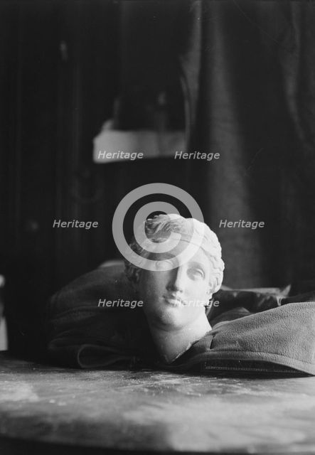 Vomilas sculptures, 1932 June. Creator: Arnold Genthe.