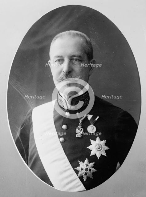 von Aehrenthal, cameo portrait, in uniform, 1910. Creator: Bain News Service.