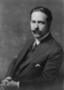 Von Ende, Mr., portrait photograph, 1917 Oct. 13. Creator: Arnold Genthe