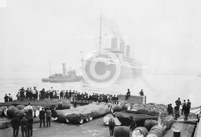 Vaterland Departs, 5/26/14. Creator: Bain News Service.