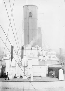 VATERLAND funnels, between c1910 and c1915. Creator: Bain News Service