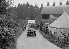 Vauxhall 30/98 of D Tinker competing in the MAC Shelsley Walsh Hillclimb, Worcestershire, 1927. Artist: Bill Brunell